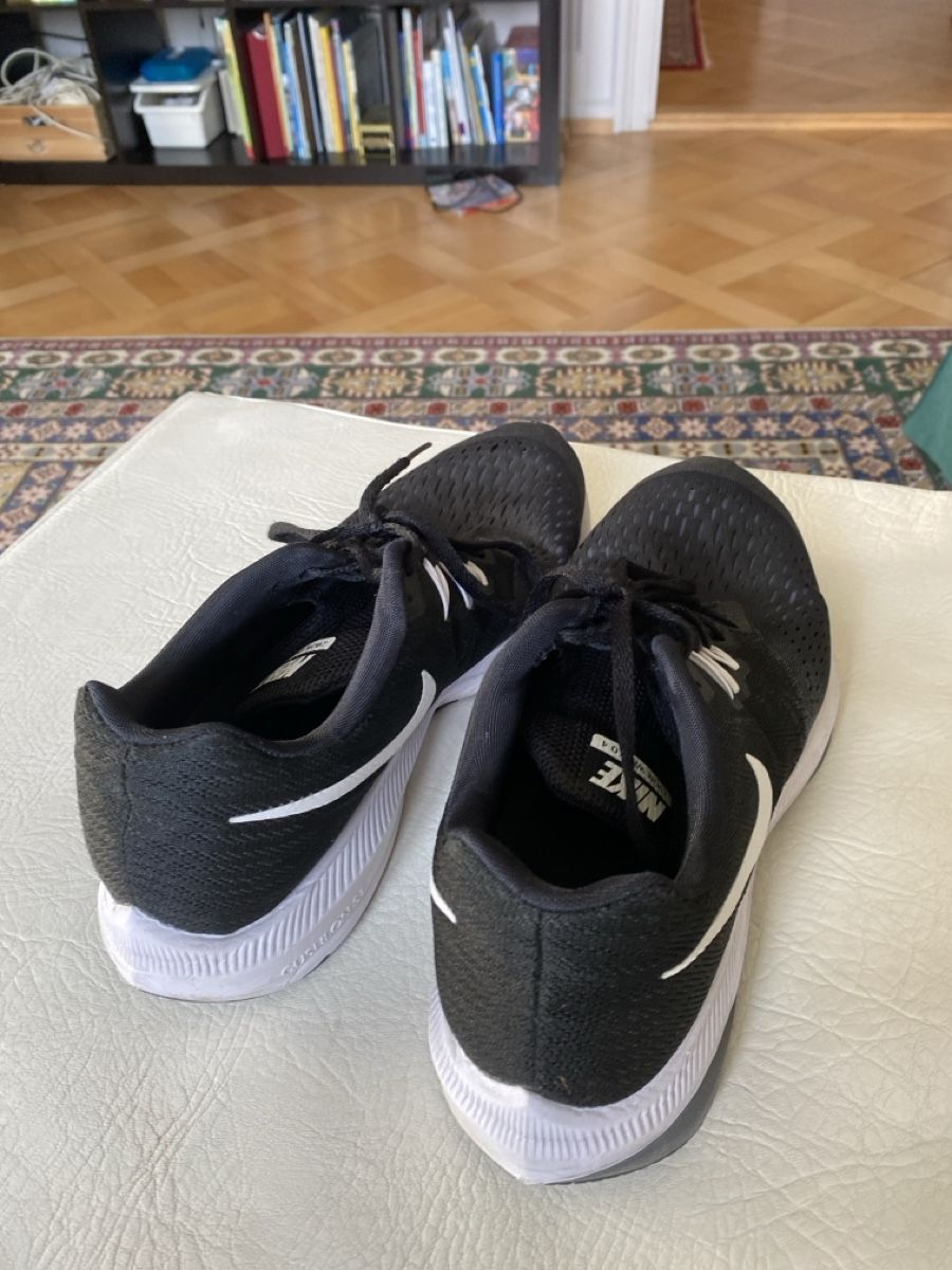 Nike Scarpe da uomo: Nike Zoom Winflo 4 Grösse 46 – Usato da St.Gallen venduto da 30books 2