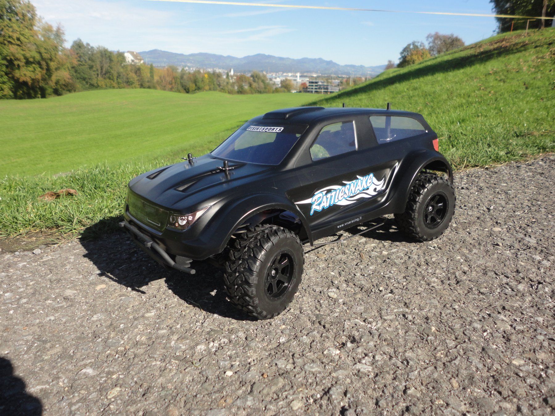 Modellismo RC: SUV Allradantrieb 1:10 komplett-Set – Nuovo e nell'imballaggio originale da Horgen venduto da RcModell