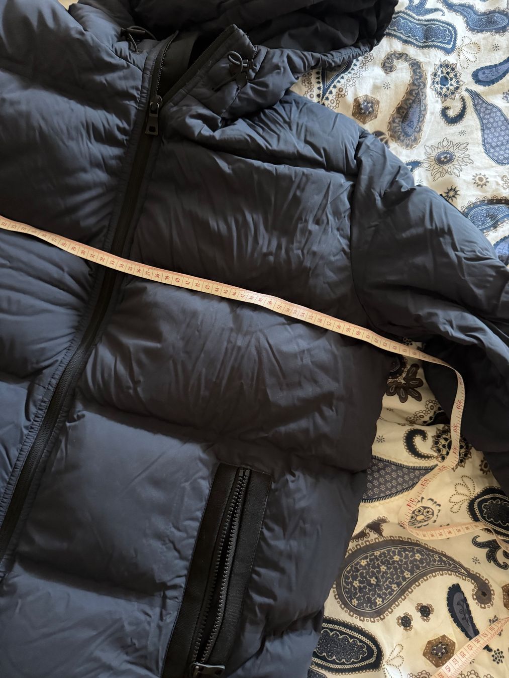 Tommy Hilfiger Jacken: Tommy Hilfiger Herrenjacke – Gebraucht aus Basel von Brunner.T 6