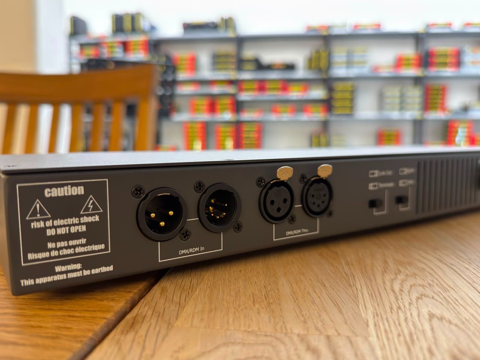 Konverter: Professional 6-CH DMX Splitter / Booster – Neu und originalverpackt aus Boppelsen von rub_dkq2 2