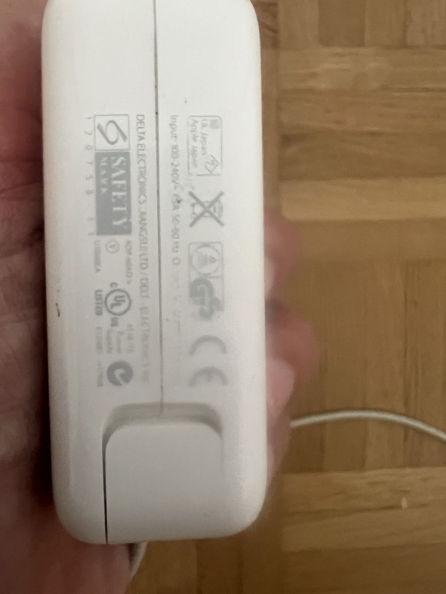 Apple Ladegerät: Apple MagSafe 2 Netzteil 60W gebraucht – Gebraucht aus Zollikon von elm_nrr7 3
