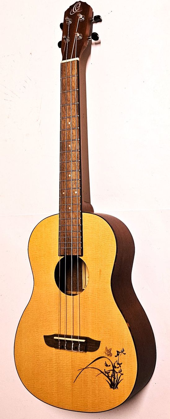 Musikinstrumente: Bariton-Ukulele ORTEGA ohne Etui NEU – Neu und originalverpackt aus Wöschnau von Musikhaus-Luethy5012