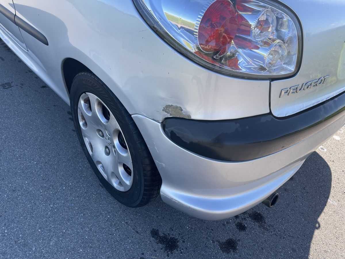 Peugeot Automobili: Peugeot 206 1.6 16V – Usato da Langrickenbach venduto da Freemic 2