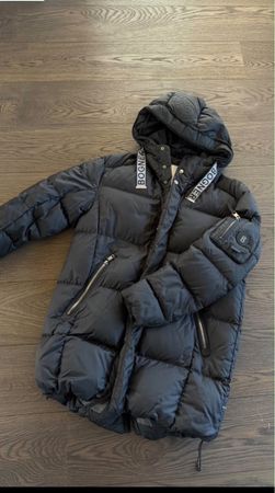 Bogner Daunenjacke schwarz mit Kapuze guter Zustand