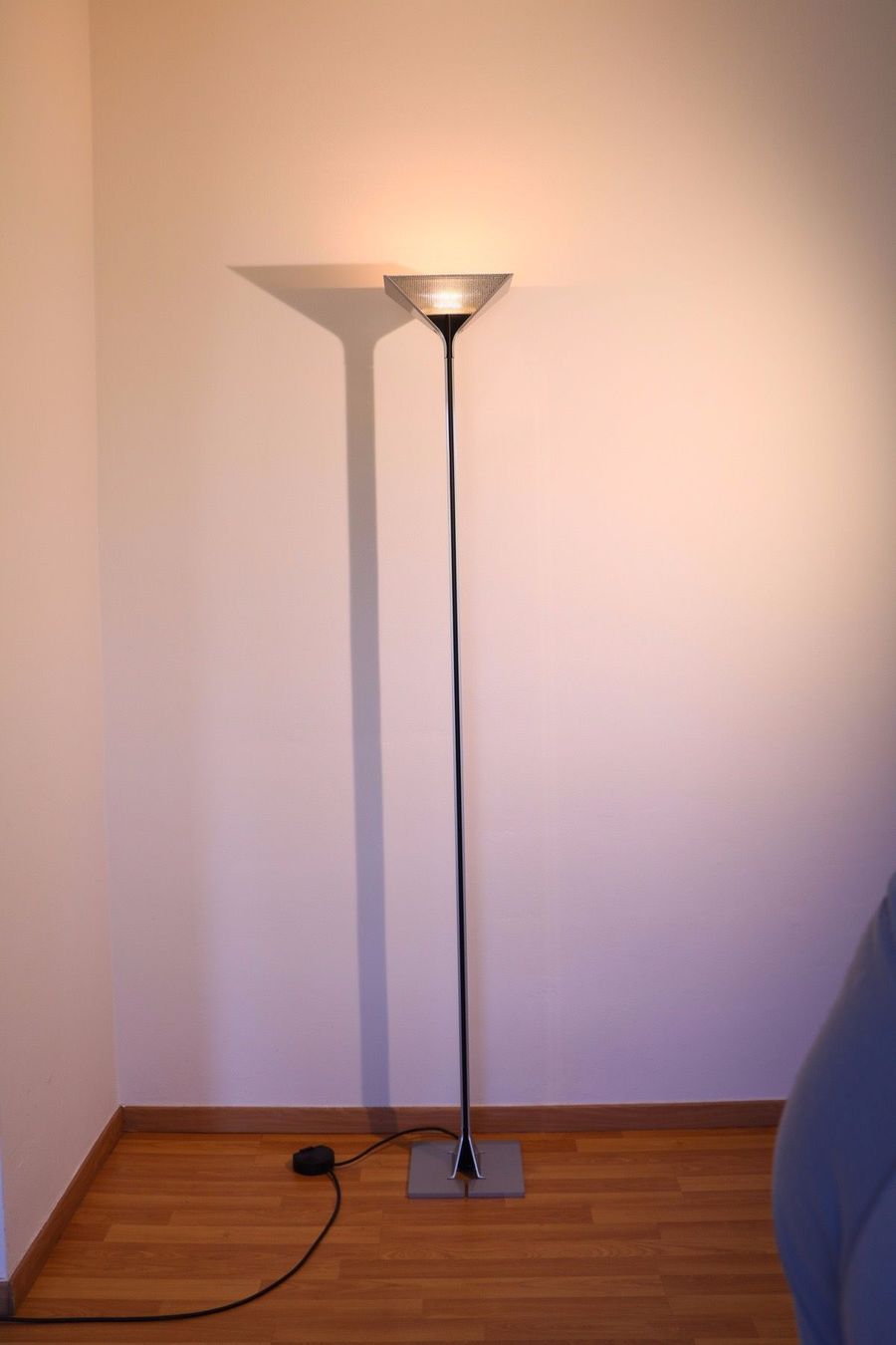 Flos Lampade: Papillona Tobia Scarpa Flos 1970 – Usato da Fescoggia venduto da AmazingDesignObjects