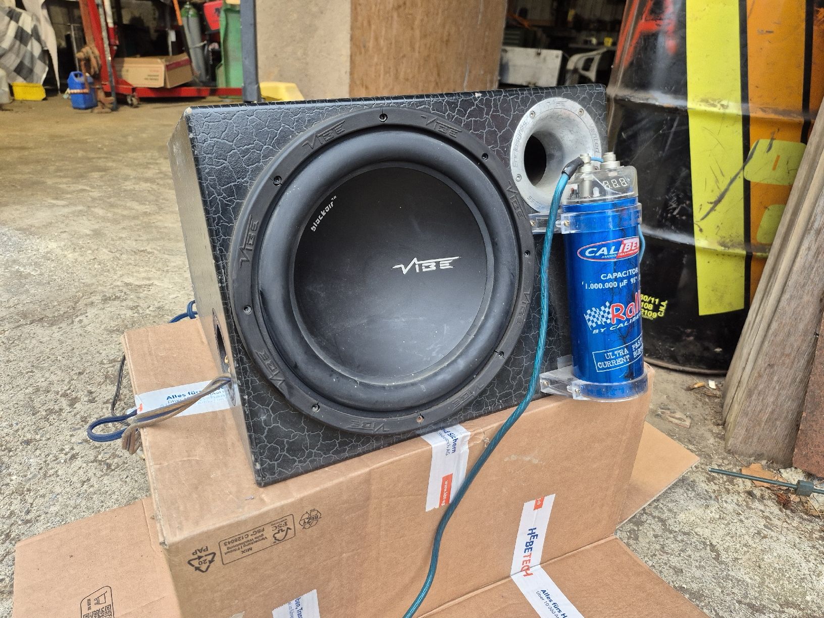 Haut-parleurs: Subwoofer Vibe – D'occasion à Zofingen par Lerchbau99