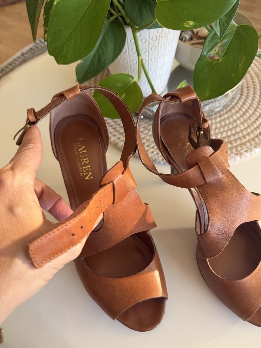 Ralph Lauren Scarpe da donna: Escarpins Ralph Lauren  – Nuovo (secondo la descrizione) da Versoix venduto da wen_75xm 1