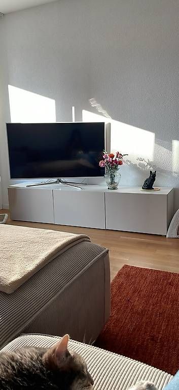 Meubles TV: Meuble TV IKEA beige  – D'occasion à Fribourg par alinez29