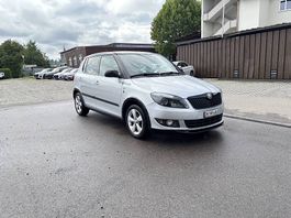 SKODA Fabia 1.2 TSI  8-fach bereift & frisch vorgeführt