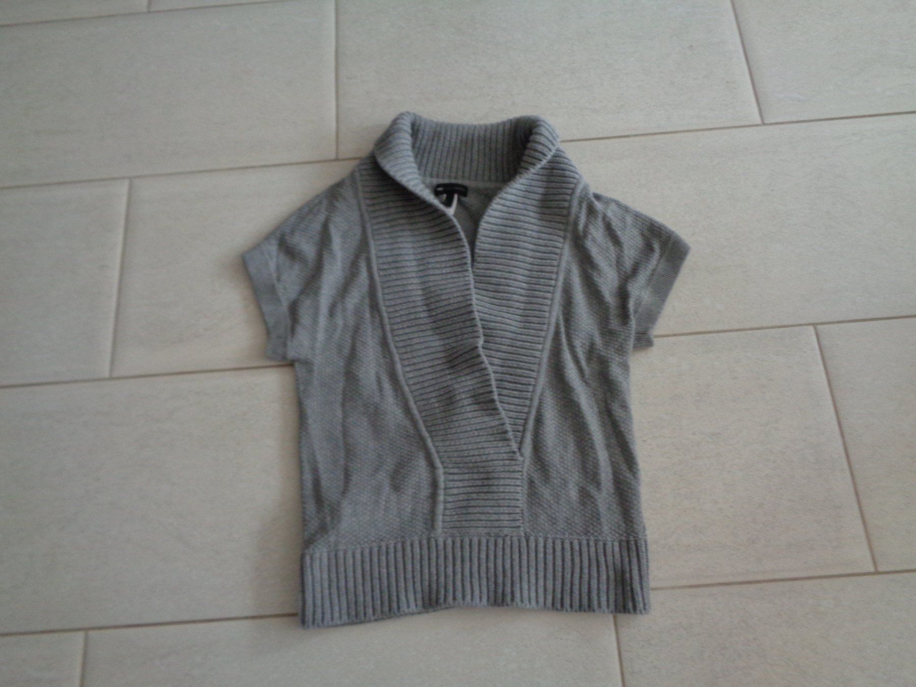 Mango Maglioni & Felpe: MANGO STRICK SHIRT GR.M – Usato da Rotkreuz venduto da Samballi