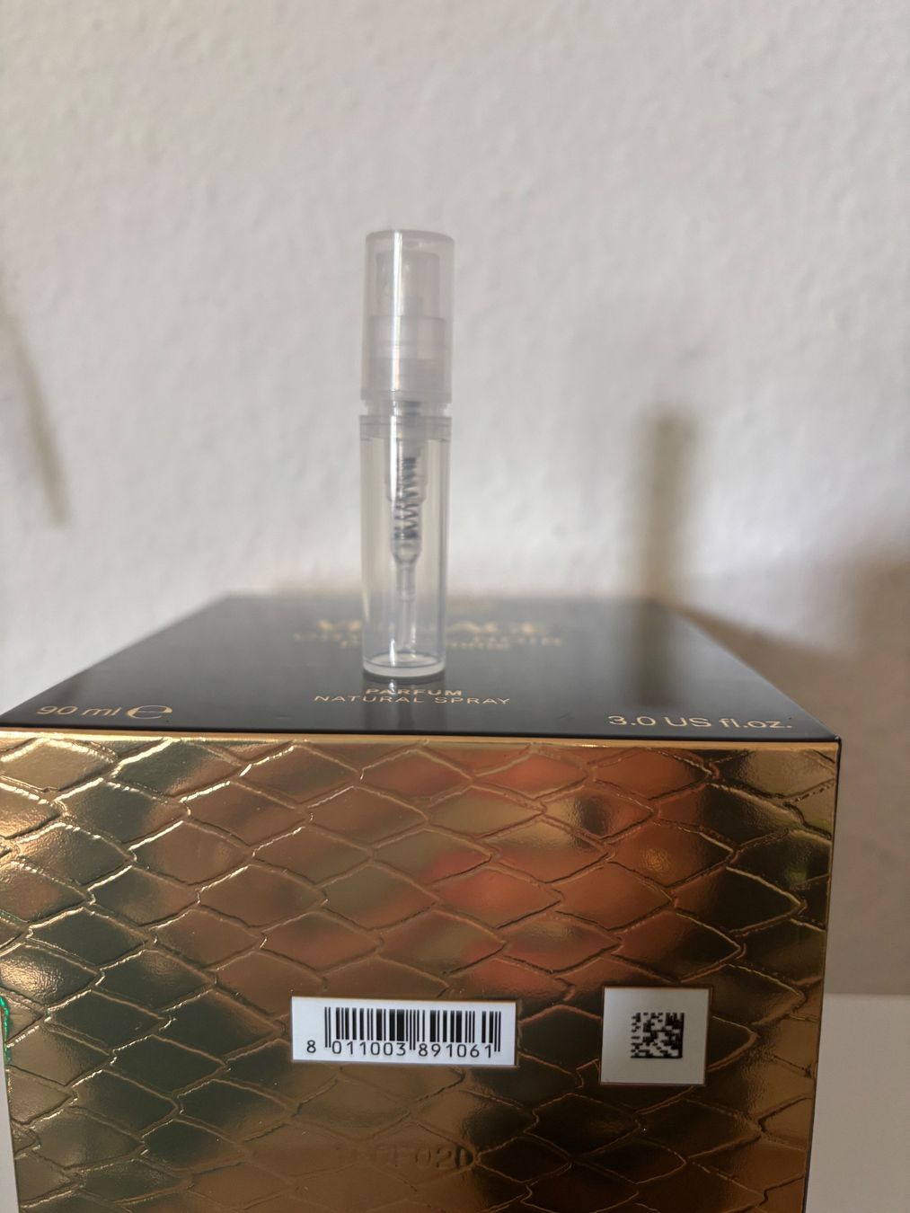 Versace Parfum & Eau de Toilette: Versace Crystal Noir Parfum EDP Duftprobe 2ML – Gebraucht aus Zürich von deruja 2