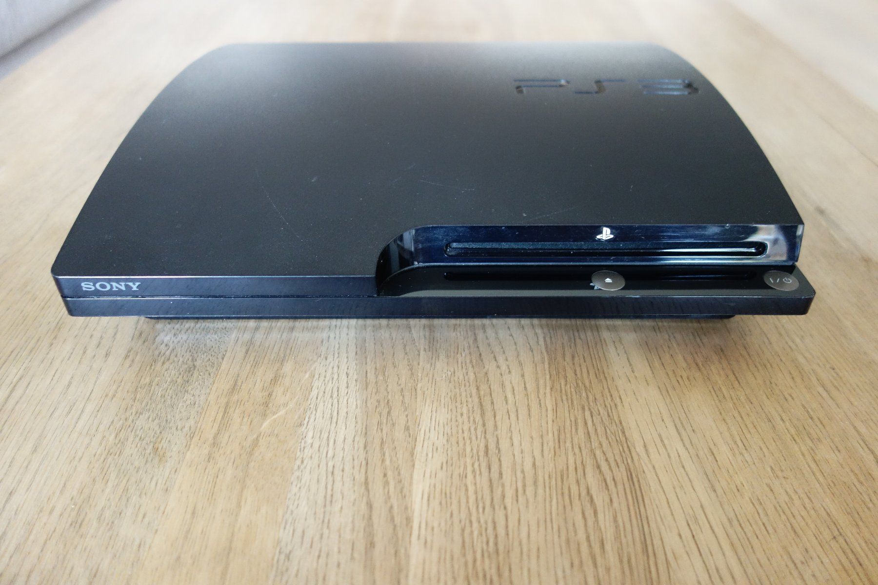 Sony Console: Playstation 3 PS3 slim + câbles + manettes + jeux – Usato da La Rippe venduto da Kopernic 6
