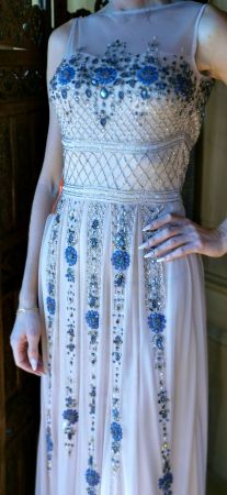 Abendkleid, Ballkleid mit Schmucksteinen, Grösse S 36