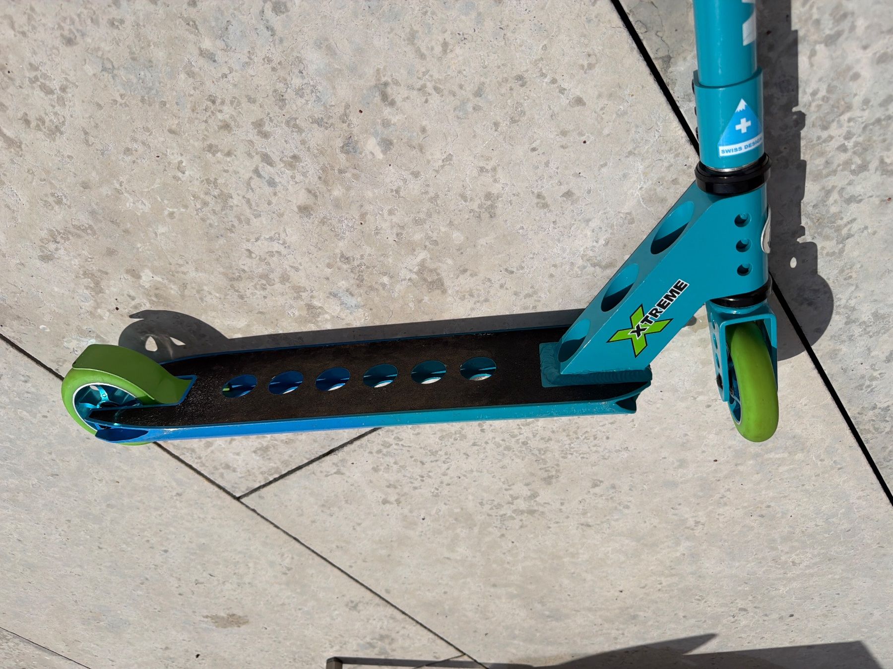 Micro Kickboard: Kinder Tretroller Micro Xtreme blau guter Zustand – Usato da Winterthur venduto da klein-r 2