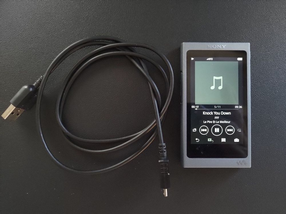Sony Walkman NW-HD3 Baladeur MP3 20 Go - Bleu - Ouvert Mais Jamais Utilisé - Vintage