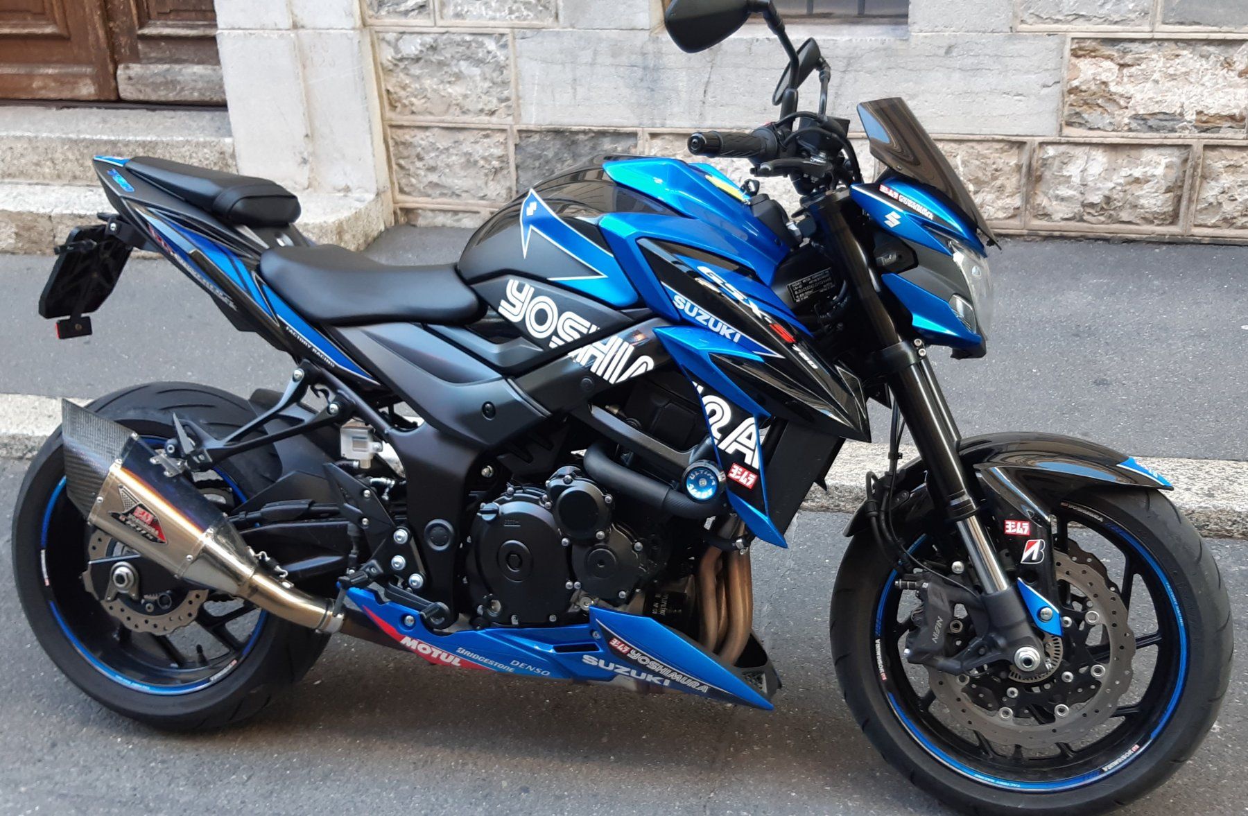Suzuki Strasse: ⭐Suzuki Gsx-s 750 Yoshimura ABS – Gebraucht aus Sembrancher von Oupoup