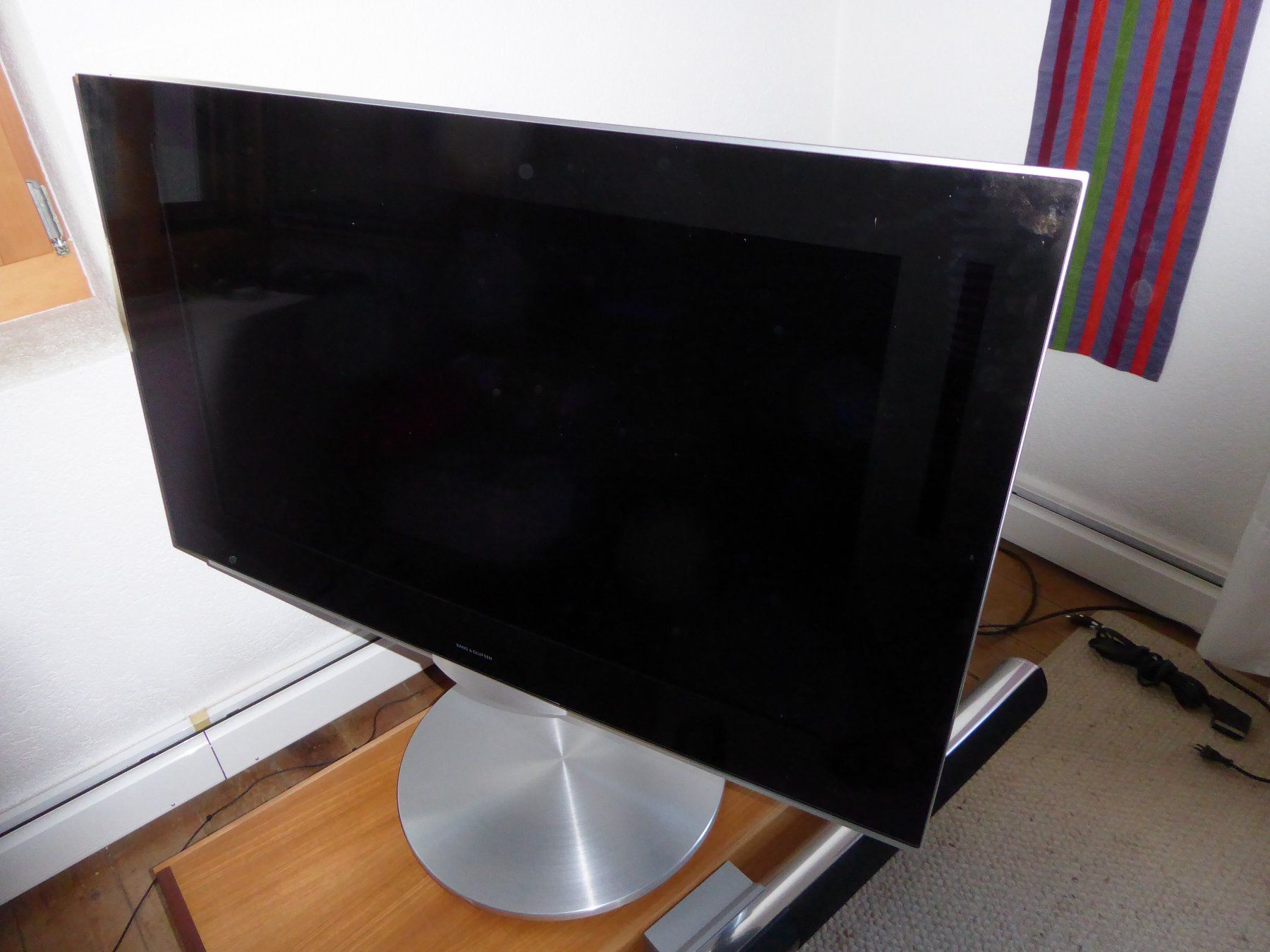 Bang & Olufsen Televisori: BeoVision 7, Type No. 9338 mit elektrischem Standfuss – Usato da Eschenz venduto da sommerwind2012 7