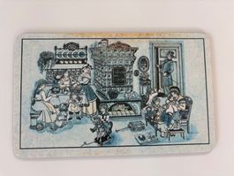 Sous-plat vintage décoratif, motif familial nostalgique