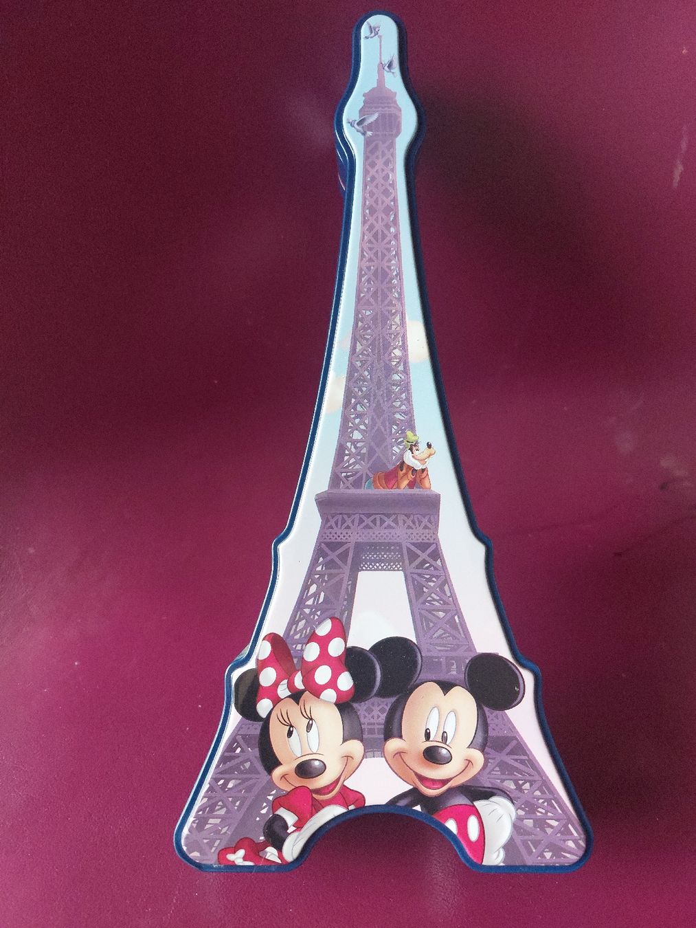 Disney Tutte le decorazioni: Mickey Mouse Dose, Paris, Eiffelturm, Disney / Disneyland  – Usato da Büttikon AG venduto da lca_v7pb