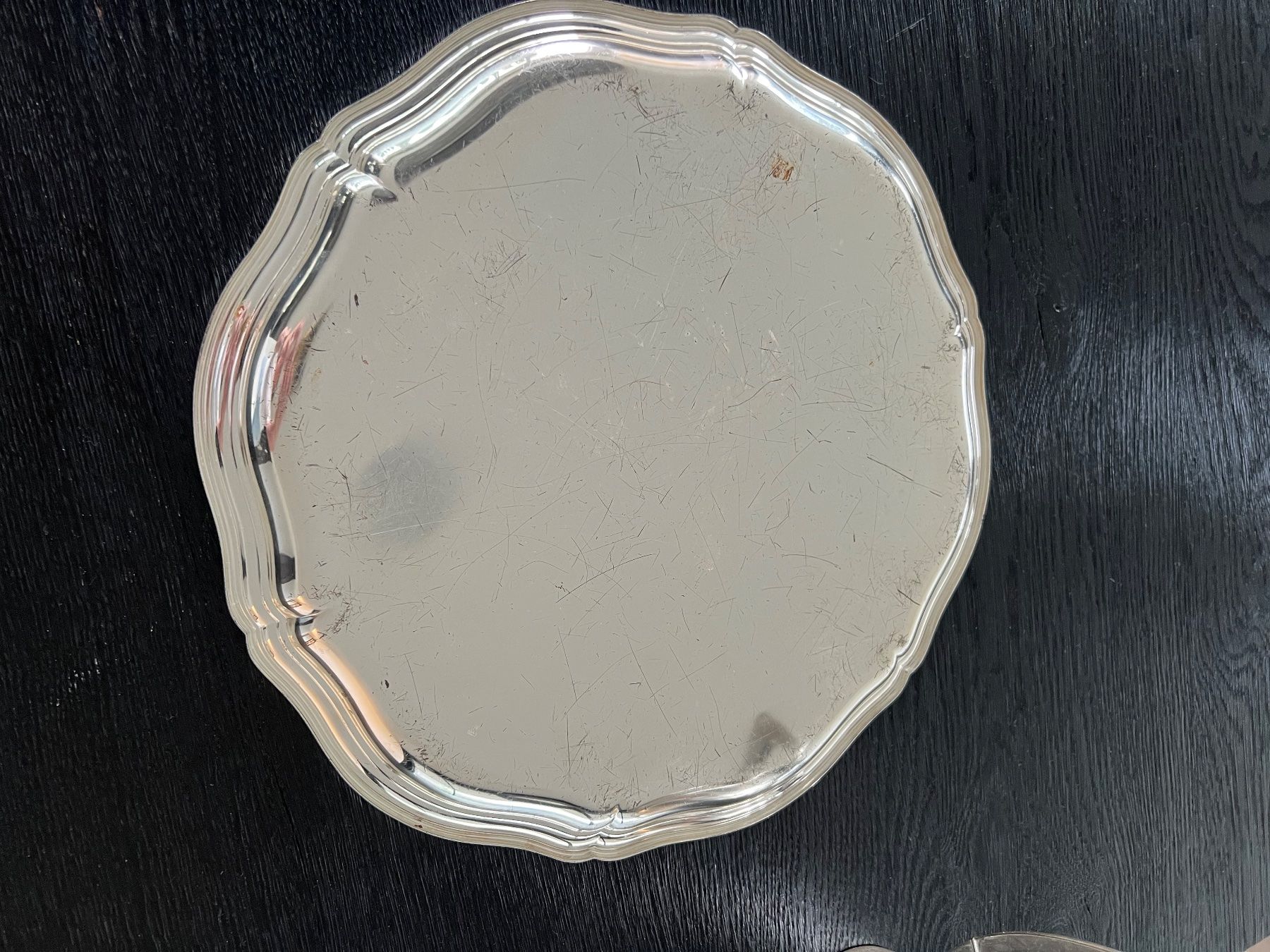 Piatti di portata: Vintage Serviertablett, Metall, Durchmesser 31 cm – Usato da Beinwil am See venduto da liviaalexander 1