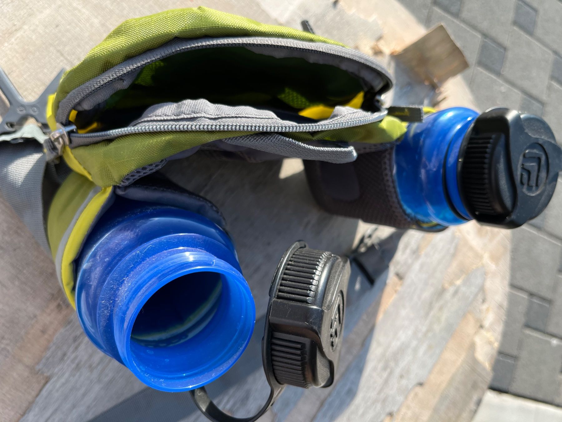 Trinkflaschen & Thermosflaschen: Outdoor Drinkflaschenhalter/Gürtel – Gebraucht aus Möhlin von tsc_72jj 1