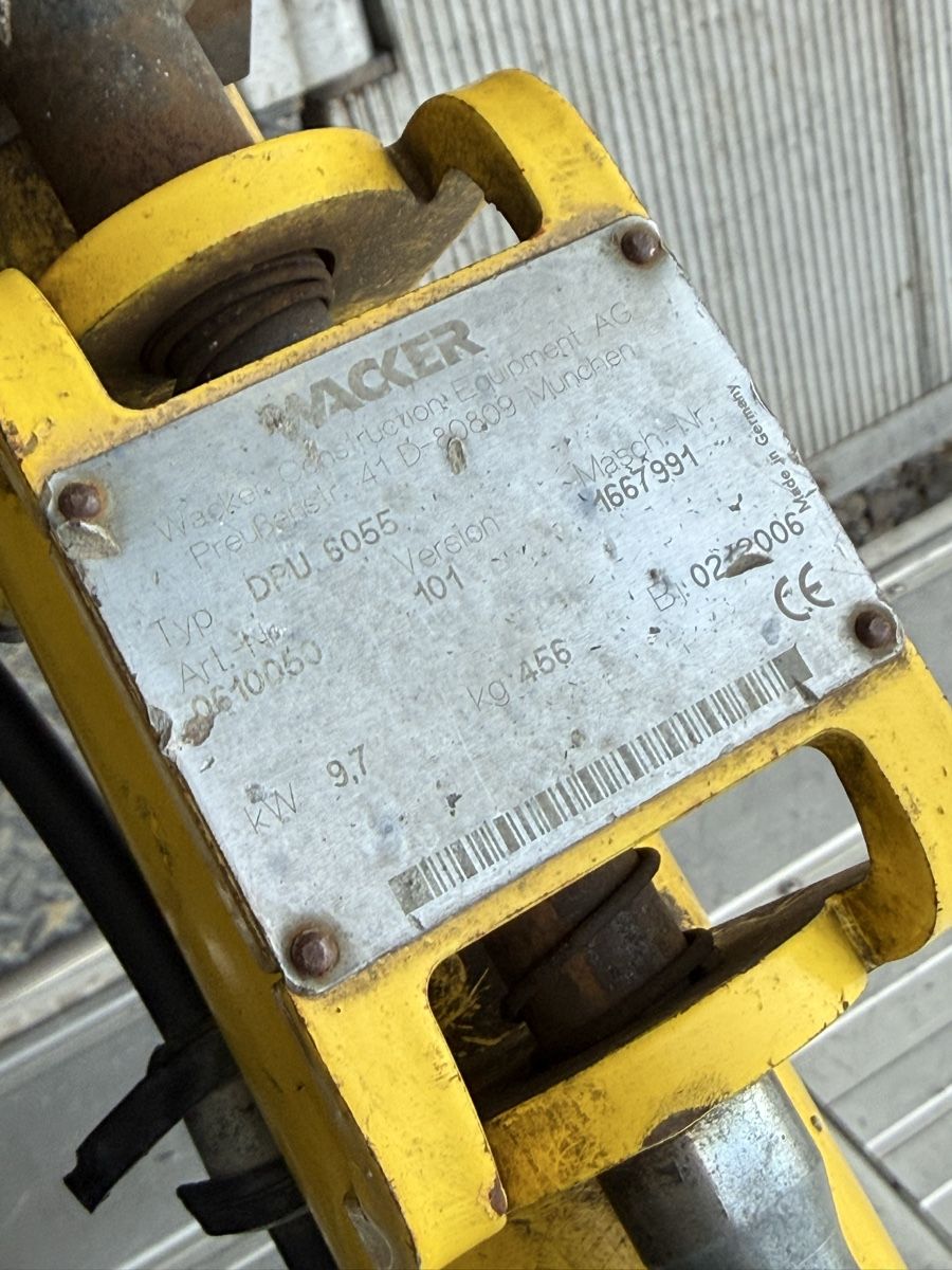 Wacker Neuson Tutte le macchine: Wacker Neuson DPU-6055 Rüttelplatte-Vibroplatte – Usato da Zürich venduto da DraganM. 2