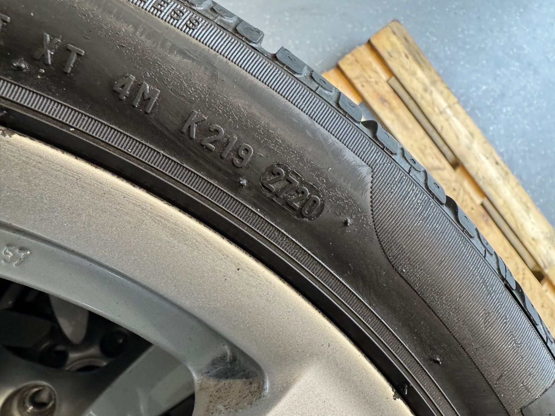 Porsche Pneumatici & Ruote complete: Porsche Caymann Winterräder – Usato da Schlieren venduto da S2K 2