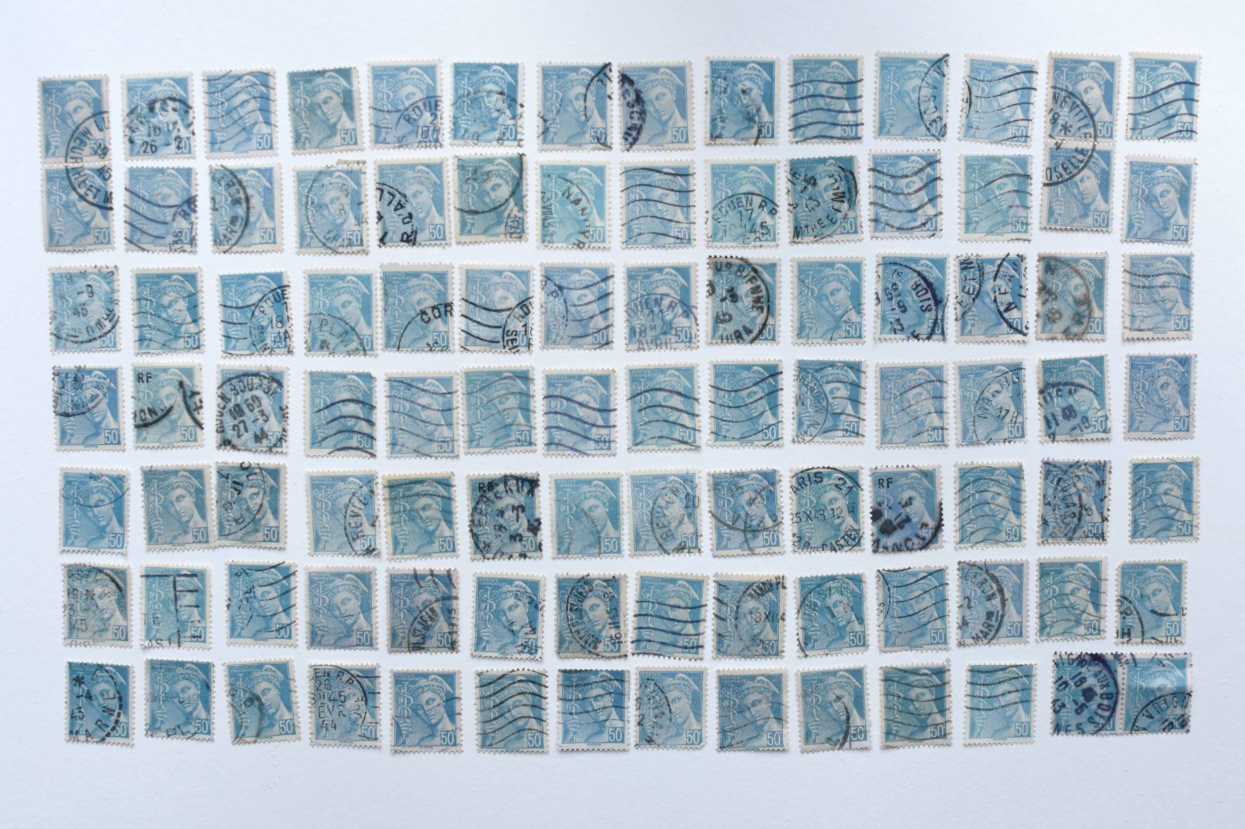 Tutti i francobolli: Lot timbres Mercure - Poste Françaises – Usato da Belmont-sur-Yverdon venduto da bichet02