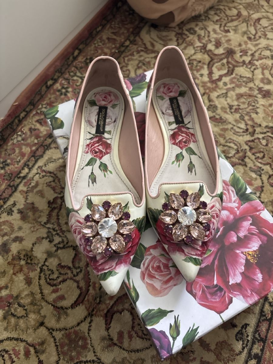 Dolce & Gabbana Chaussures femmes: Dolce&Gabbana flats  – D'occasion à Dübendorf par ame_g69g