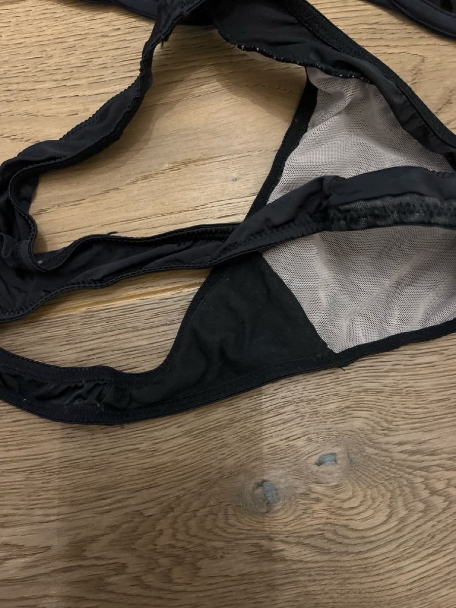 Altra biancheria intima: BH 75 D und String Grösse S Unterwäsche Set – Nuovo (secondo la descrizione) da Richterswil venduto da ste_yzq7 2