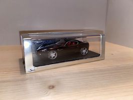 Alfa Romeo 8C 2007 Salon de Geneve 1/43 SPARK  no Minichamps