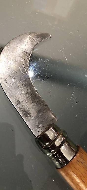 Coltelli tascabile: Opinel serpette Acier au carbone  – Usato da La Chaux-de-Fonds venduto da reg_yw68 3
