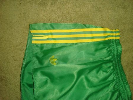 vintage 80iger adidas shorts France size 85 Made in France