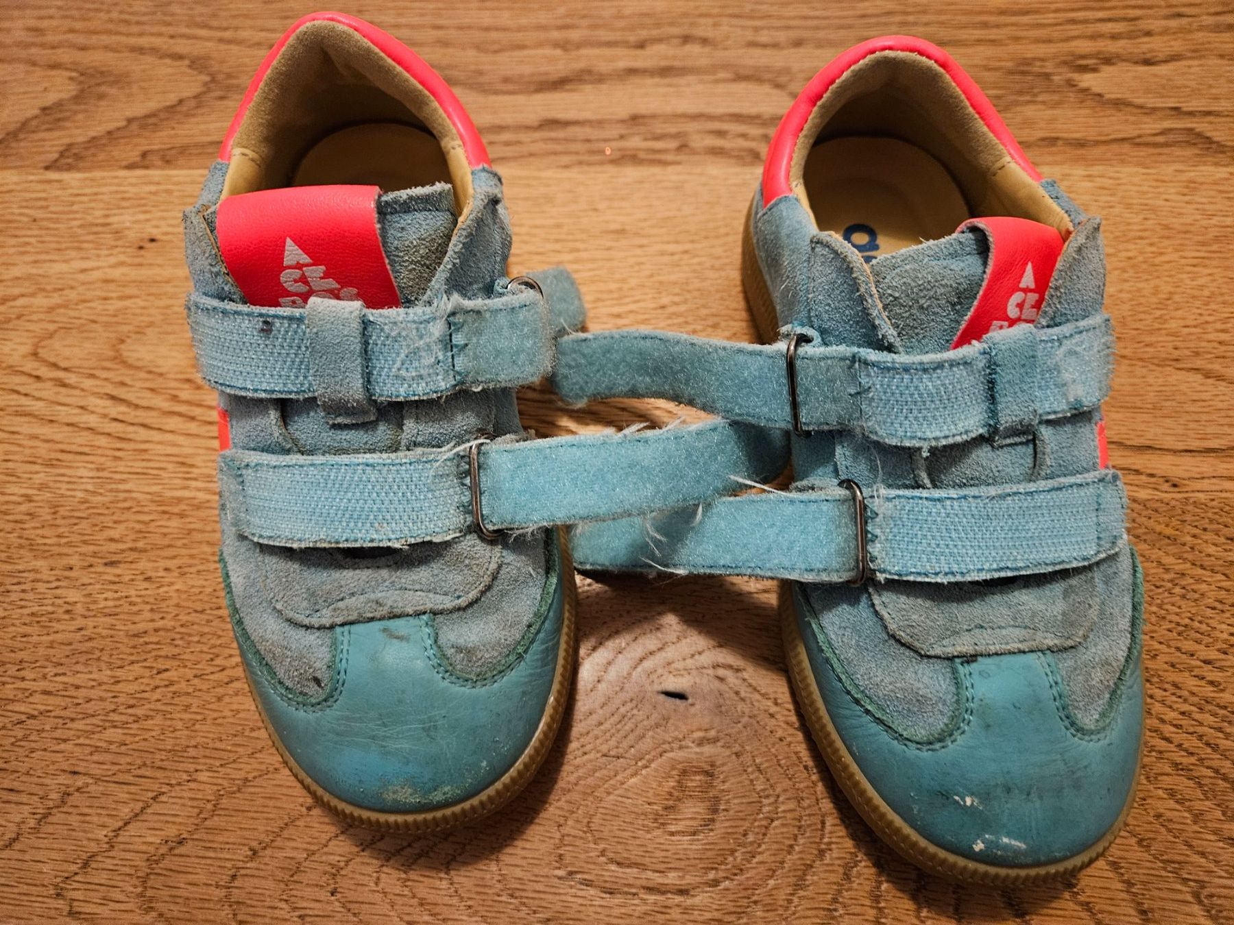 Scarpe per ragazzi: Turnschuhe von Acebos Grösse 28 – Usato da Luzern venduto da Livlivliv 2