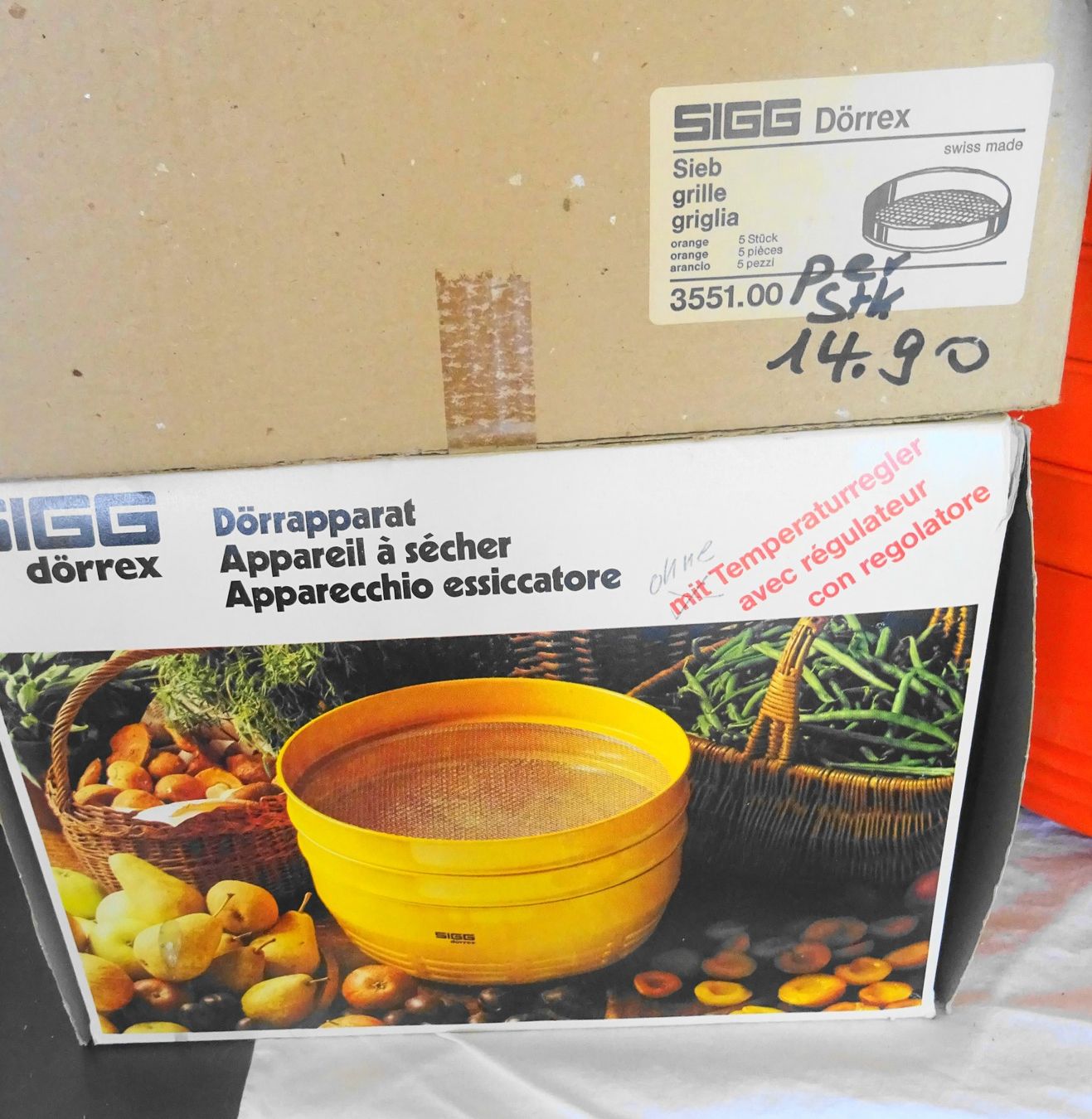 Sigg Elettrodomestici da cucina: SIGG Dörrex Dörrapparat mit 7 Dörr Sieben orange – Usato da Zürich venduto da Connie8 3