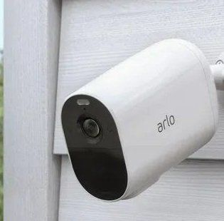 Arlo Videocamere: Arlo Essential XL Spotlight – Usato da Zuchwil venduto da Beppe_25.3 1