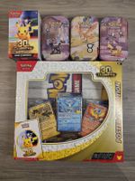 Pokémon 30th Celebration – Poster + Bundle + 3 Mini Tins