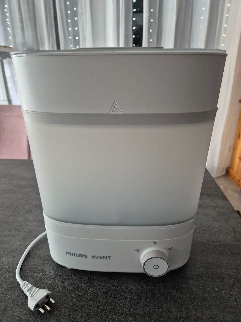 Avent Baby-Mahlzeiten: Stérilisateur - sèche-biberons Avent Philips – Gebraucht aus Cornol von blinkie3