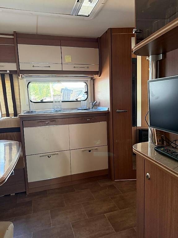 Veicoli da campeggio: Bürstner 540 TL Trecento – Usato da Grindelwald venduto da Kikki77 4