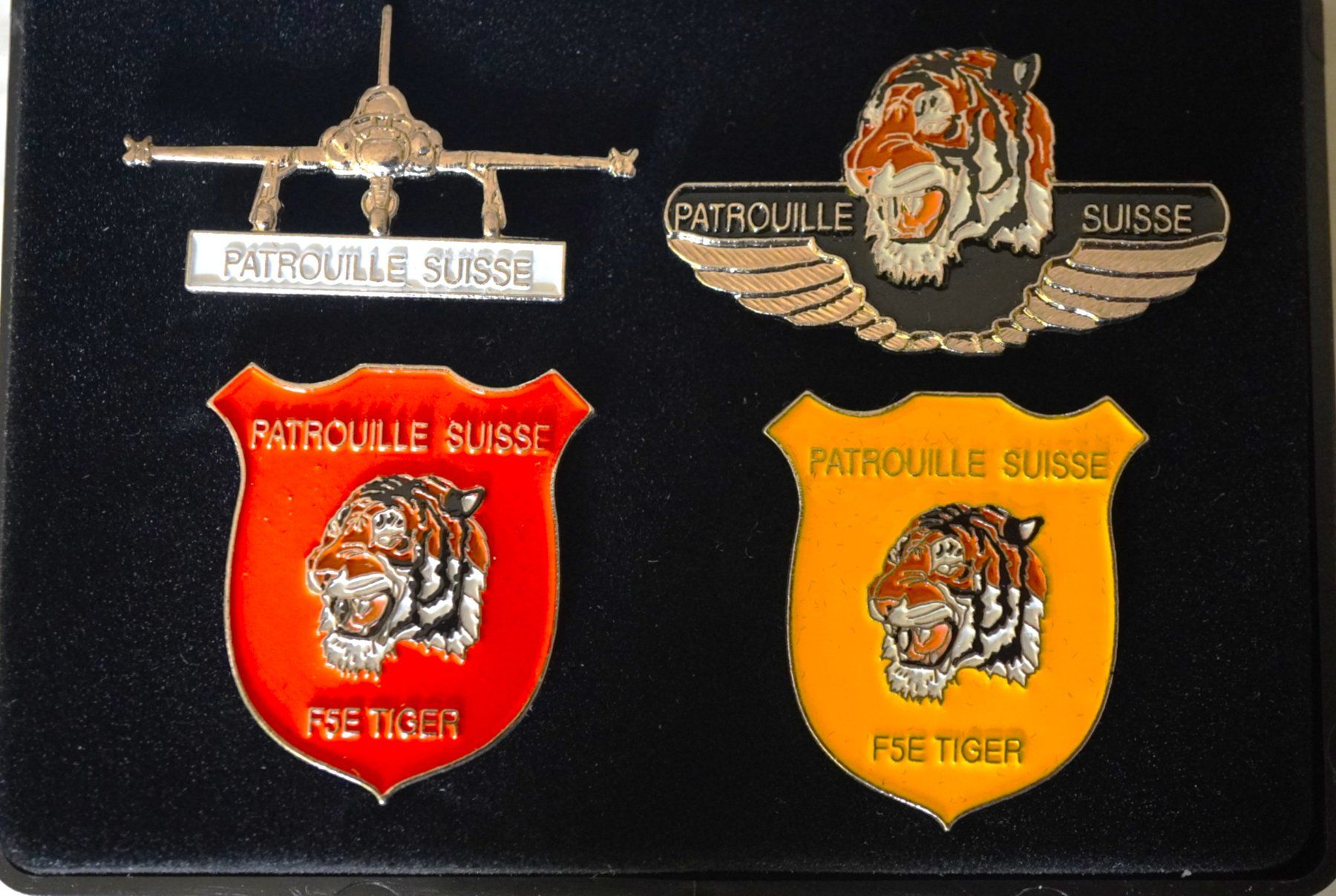 Placchette & Badge: Pin Sammlung – Usato da Worb venduto da worb01 8