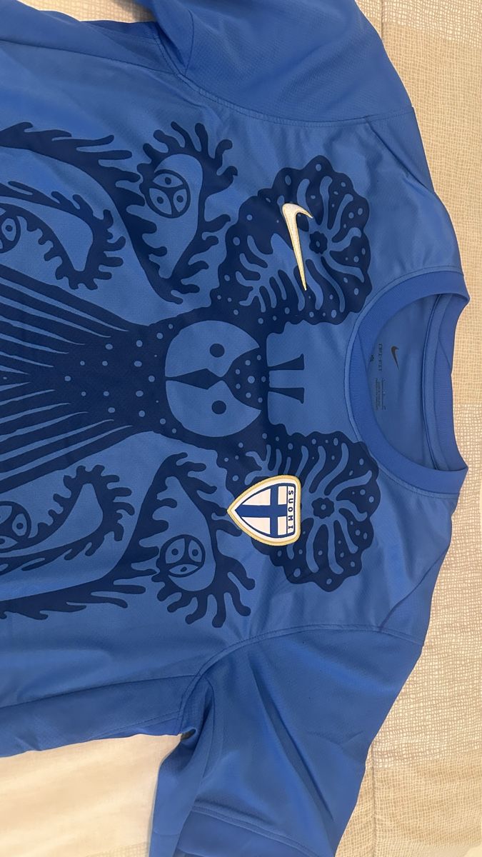 Nike Canottiere & Pantaloni: Finland Jersey 2026 – Nuovo e nell'imballaggio originale da Oberrieden venduto da jon_5cl2 3