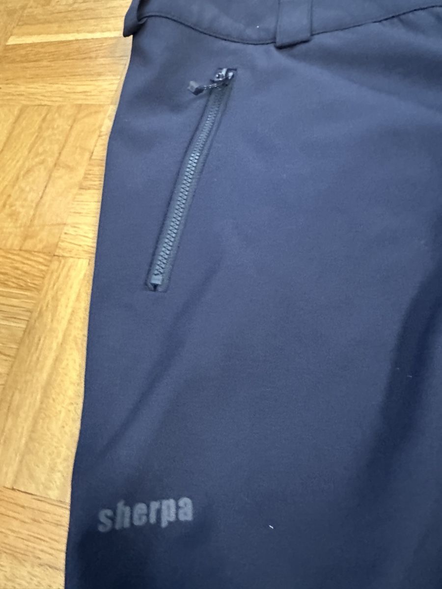Sherpa Pantaloni: Sherpa Sunkoshi Damen Softshellhose, dunkelblau, L – Nuovo e nell'imballaggio originale da Neuchatel venduto da feta_ze 4