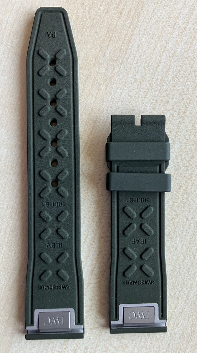 IWC Bracelets: IWC Kautschukband 20mm – Neuf avec emballage d'origine à Schnottwil par rx1_kw7j 1