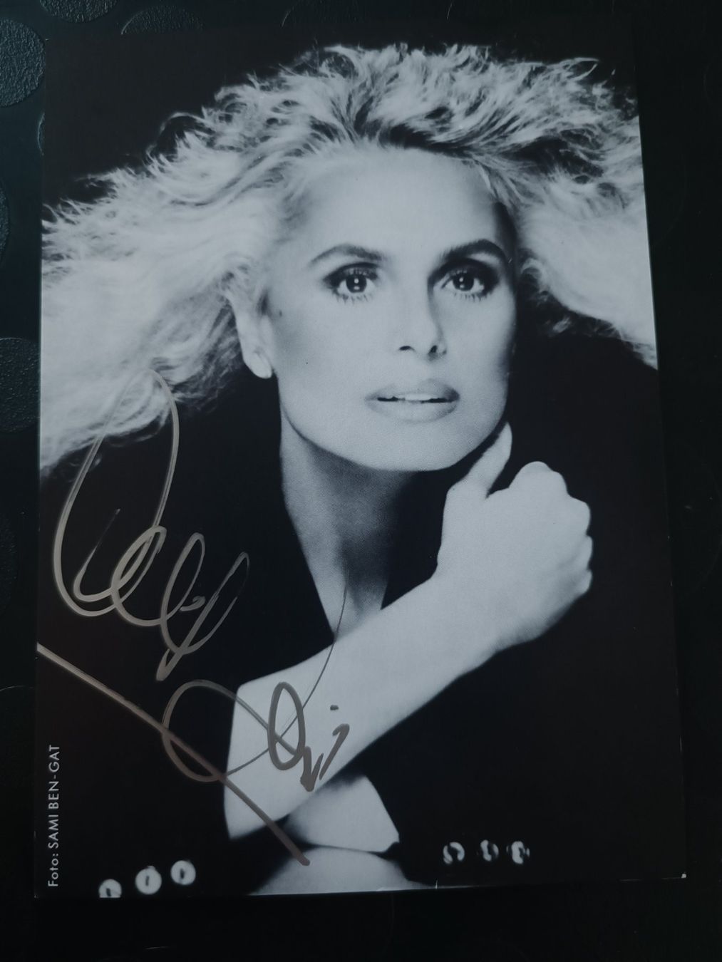 Autografi: Daliah Lavi - signierte Autogrammkarte – Usato da Menziken venduto da Artographs