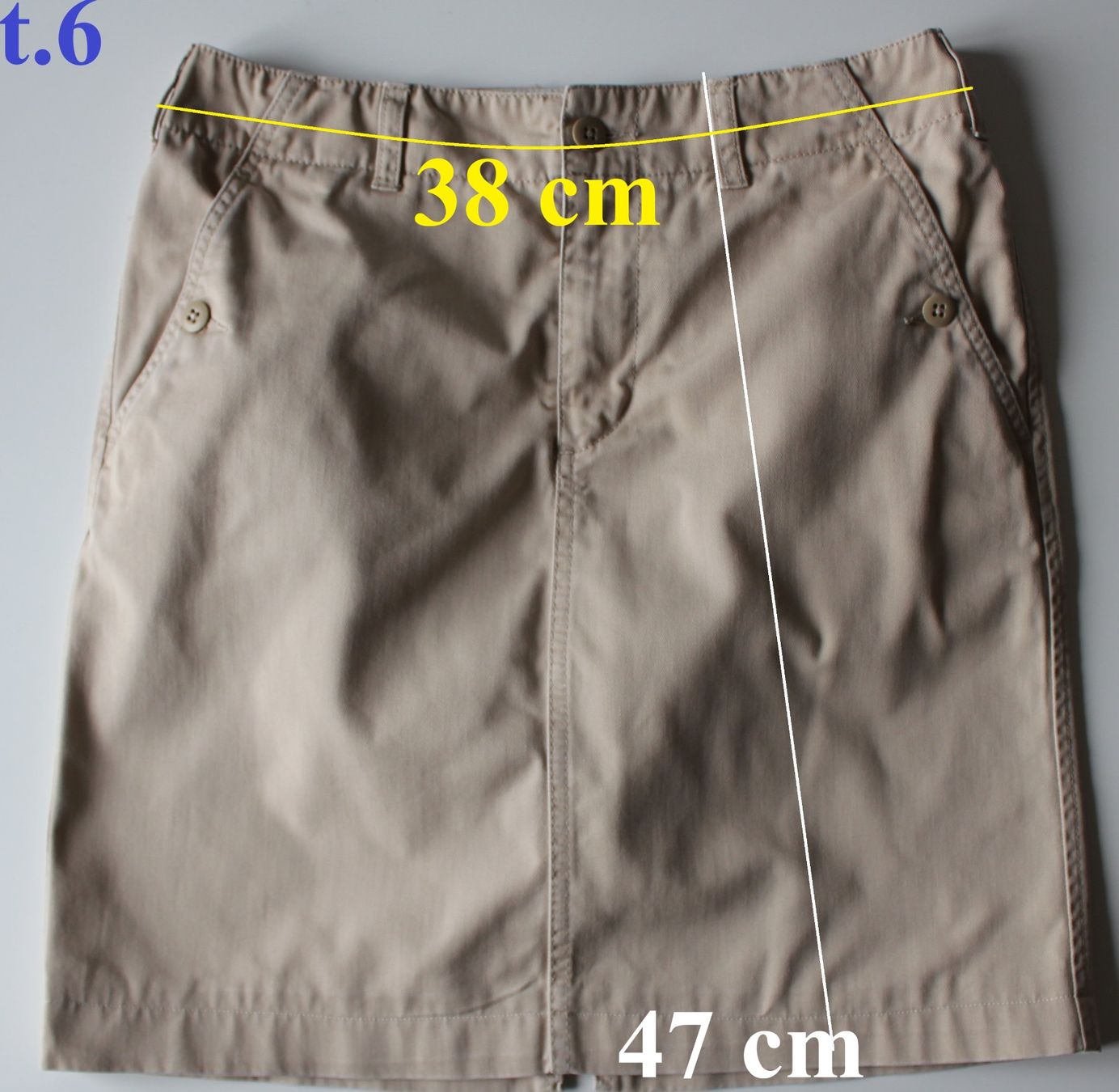 Ralph Lauren Gonne: Jupe beige Ralph Lauren    t. 6 – Usato da Peseux venduto da Gilloss 1