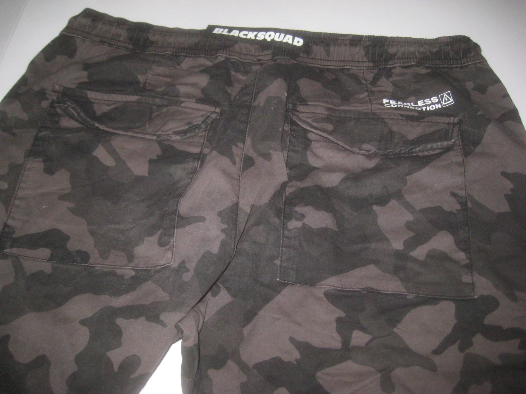 Pantaloni: HERREN HOSE – Usato da Uster venduto da flocke1 4