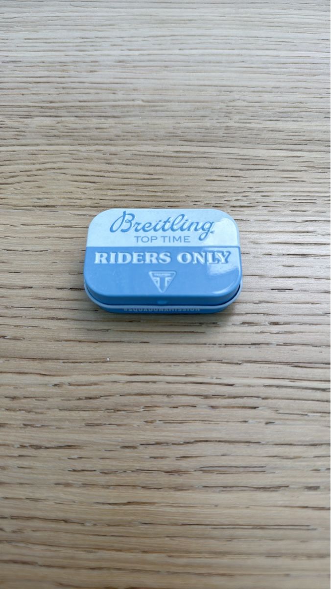 Alle Dekorationen: Breitling Top Time Riders Only Dose gebraucht – Gebraucht aus Solothurn von ardush