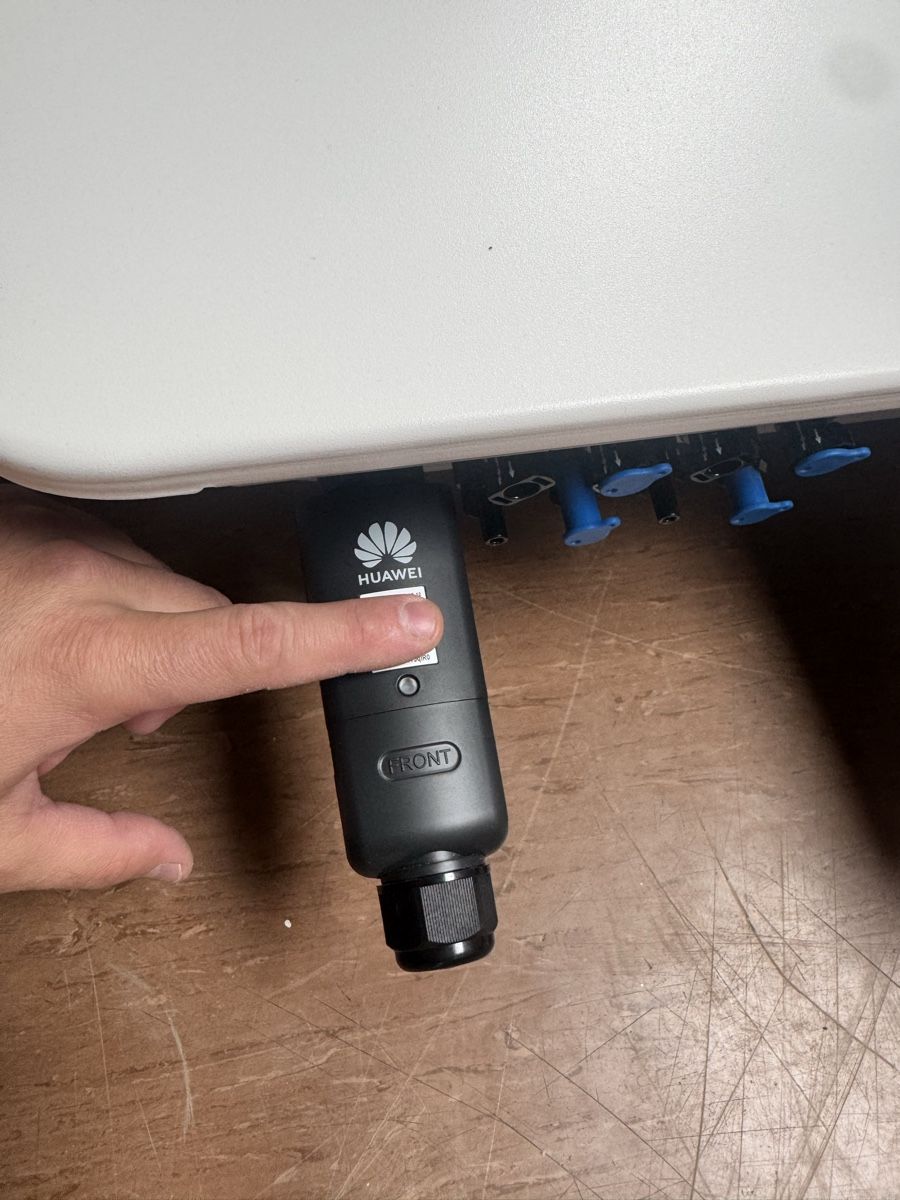 Huawei Inverter: Huawei Wechselrichter SUN2000-12KTL-M5 Top Zustand! – Usato da Gränichen venduto da Pero.95 4