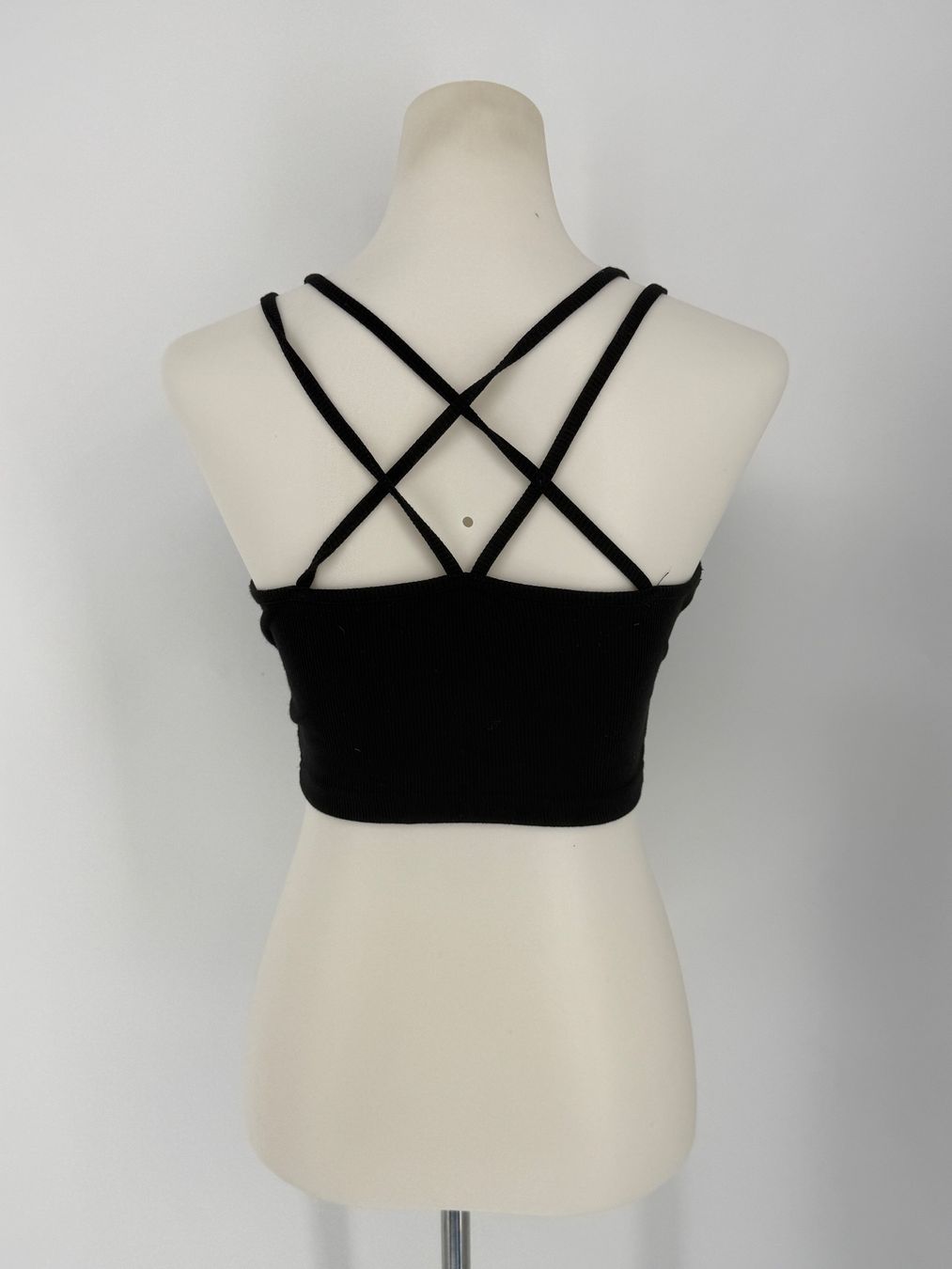 Shein Top: Crop Top gerippt Gr. M von Shein – Usato da Auenstein venduto da moin. 2