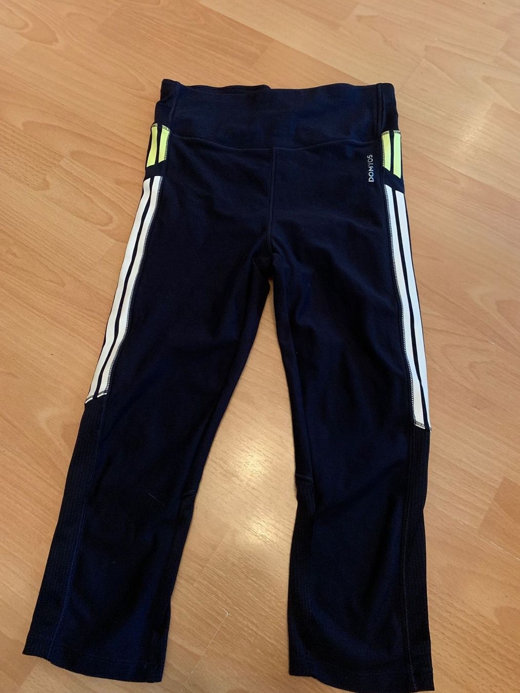 Leggings: Bas de jogging stretch Décathlon t. M – Usato da MEYRIN venduto da Gwendo10